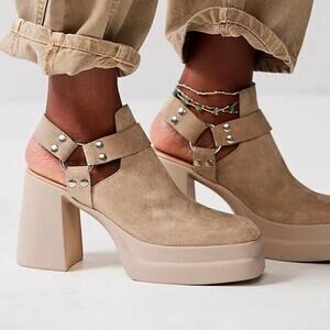 Free People Hybrid Harness Suede Platform Booties in Grey Diamond Size 6.5